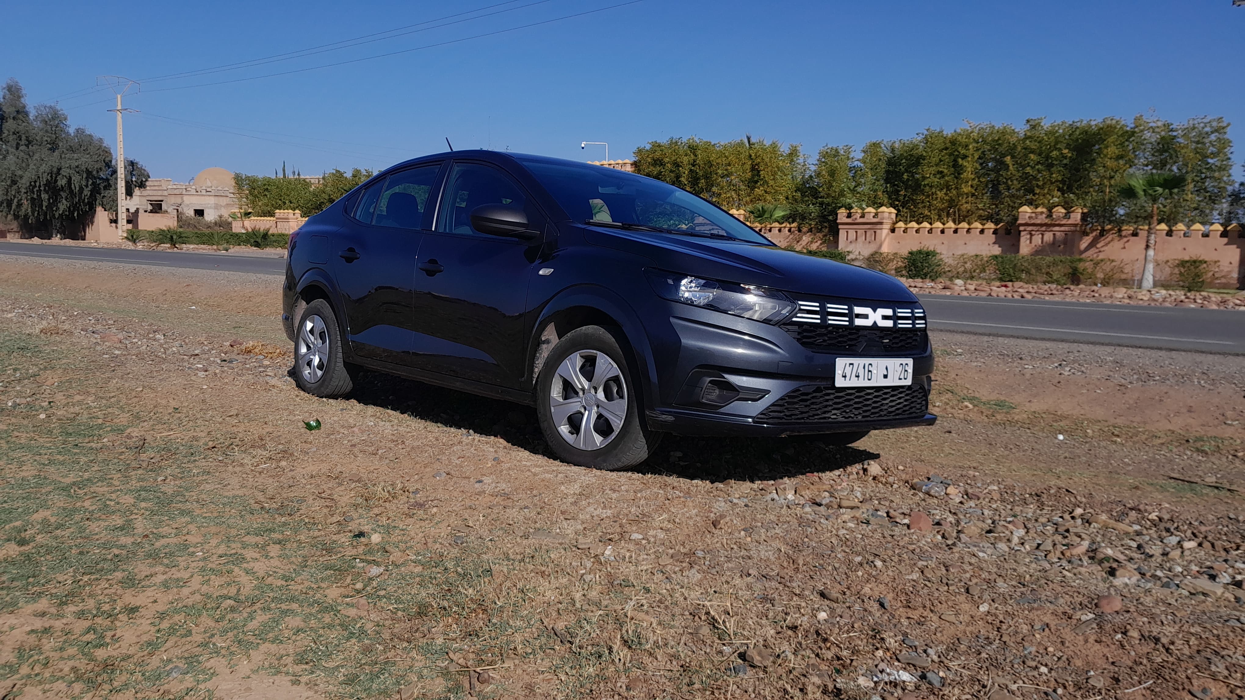 Dacia Logan Blue Outdoor